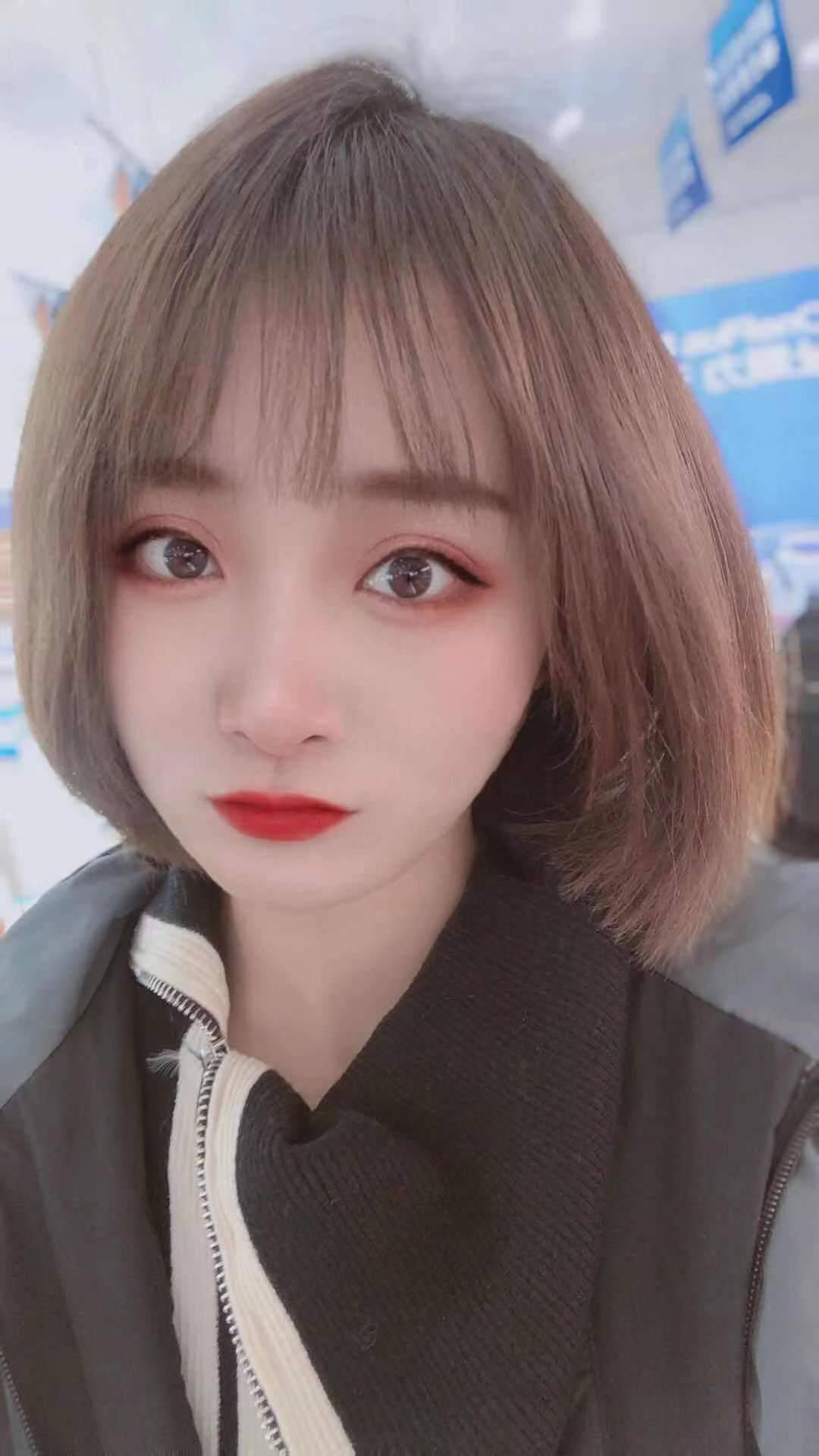 搭讪过来的美女